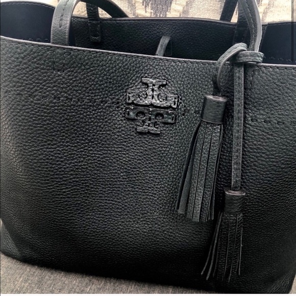 HOST PICK!🔥Tory Burch Tassel Leather Tote Handbag - Picture 6 of 13